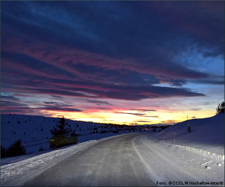 Foto Straße mit Schneedecke in Norwegen 2, Galerie Winter in Norwegen