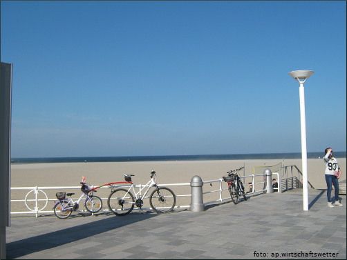 Frühling 31 - Strand-Fahrräder